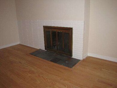 1306 E Evergreen St, Wheaton, IL 60187 - photo 5