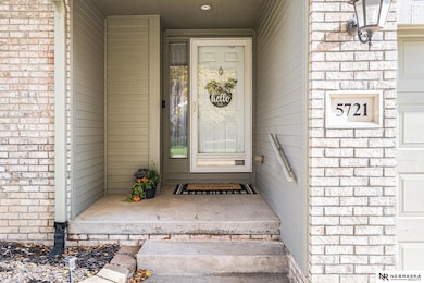 5721 N 167th Cir, Omaha, NE 68116 - photo 3