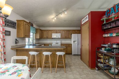 1017 N Stanley St, Medical Lake, WA 99022 - photo 7