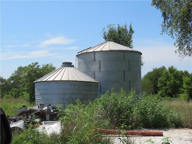 27880 Cedar Niles Rd, Paola, KS 66071 - photo 7