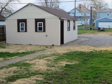 1 Car Detached Garage