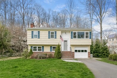 001-Front_View-2585876-large
