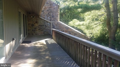 1270 Round Hill Rd unit 41, Bryn Mawr, PA 19010 - photo 4