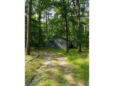 Stable/Barn. Large barn at side of property.