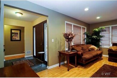 1876 Somerset Ln unit 44, Northbrook, IL 60062 - photo 2