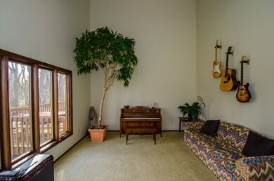 18820 Cherokee Ln, South Bend, IN 46637 - photo 3