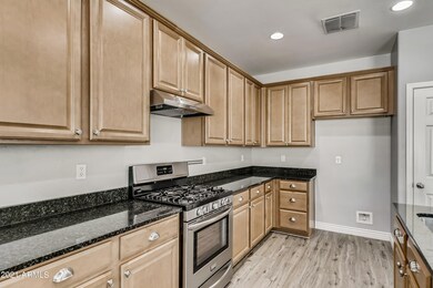 17 Kitchen