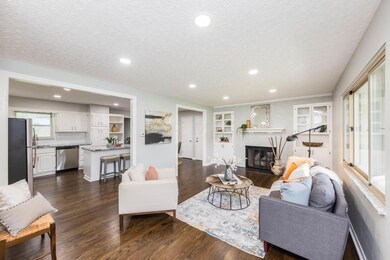 925 Farnham Rd-06