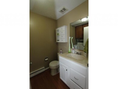 13 Fieldstone Dr, Londonderry, NH 03053 - photo 7