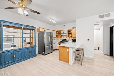 5751 E Hacienda Ave unit 135, Las Vegas, NV 89122 - photo 3