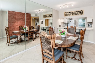 1708 Kings Lake Blvd unit 101, Naples, FL 34112 - photo 4