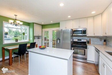 4146 Vance Dr unit B, Anchorage, AK 99508 - photo 5