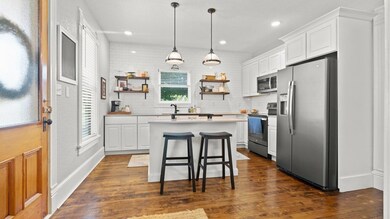 1621 Franklin St, Cedar Falls, IA 50613 - photo 4