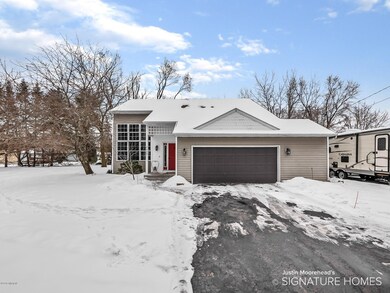 3020 3 Mile Rd NE, Grand Rapids, MI 4952