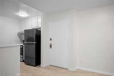 15425 Sherman Way unit 107, Van Nuys, CA 91406 - photo 3