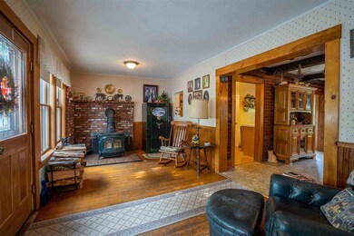 35 Saint Laurent St, Epping, NH 03042 - photo 5