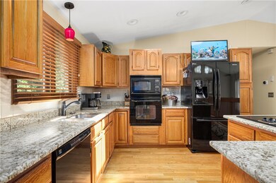 32 River Dr, Johnston, RI 02919 - photo 4