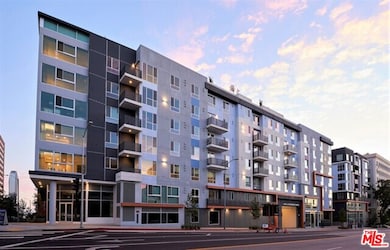 1120 W 6th St unit 1754, Los Angeles, CA 90017 - photo 2