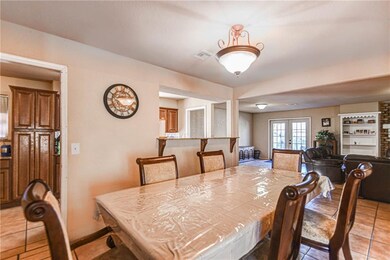 5805 NW 70th St, Warr Acres, OK 73132 - photo 7