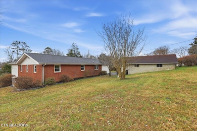 211 Hilltop Rd, La Follette, TN 37766 - photo 6