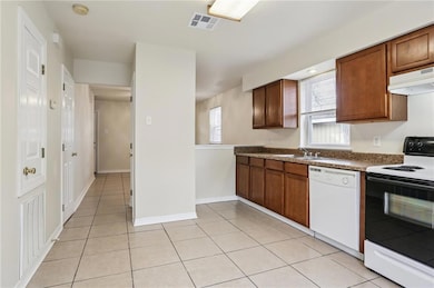 2602 Chalona Dr unit D, Chalmette, LA 70043 - photo 5