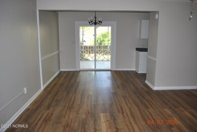 303 Bracken Place, Jacksonville, NC 28540 - photo 3