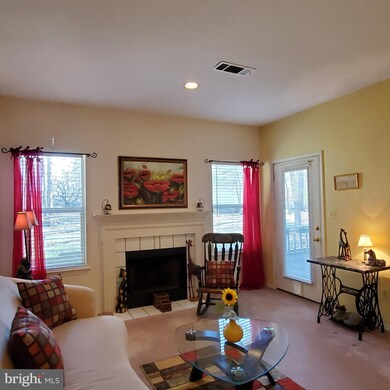 13070 Autumn Woods Way unit 103, Fairfax, VA 22033 - photo 3