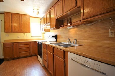 7025 Bobolink Place, Dayton, OH 45414 - photo 6