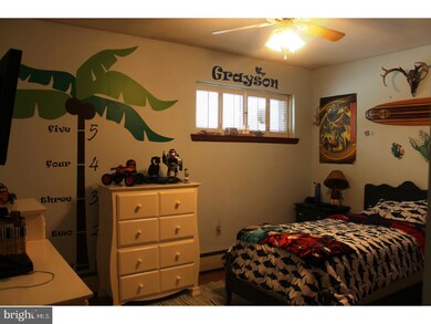 626 N Warren St, Orwigsburg, PA 17961 - photo 3