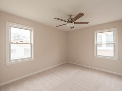 unlisted-address, Chicago, IL 60652 - photo 6