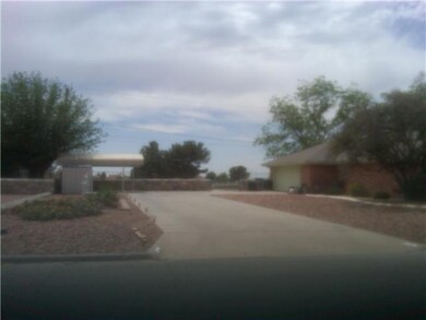 17011 Carson Dr, Horizon City, TX 79928 - photo 3