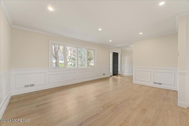 154 Riveredge Rd, Tinton Falls, NJ 07724 - photo 4