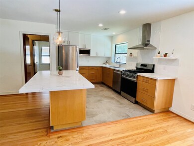 1503 Ansbury Dr, Houston, TX 77018 - photo 6