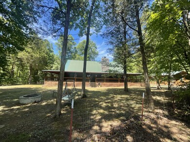 601 Whitaker Bend Rd, Linden, TN 37096 - photo 2