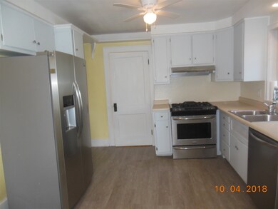 Kitchen stainless appliances