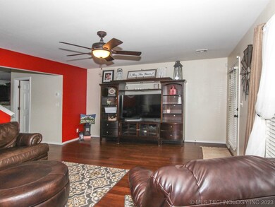 9247 S 256th East Ave, Broken Arrow, OK 74014 - photo 6