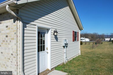 67 Fluorite Dr, Chambersburg, PA 17202 - photo 3