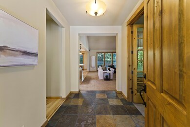 60826-Goldenwood-Loop-Bend-Oregon (15)