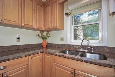 28 Pinecrest Village unit 28, Hopkinton, MA 01748 - photo 6