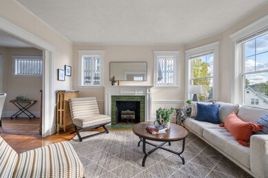 27 Ainsworth St, Roslindale, MA 02131 - photo 4