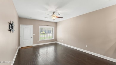 2415 Flannery Way, Powell, TN 37849 - photo 4