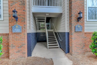 1600-717 Long Grove (2)