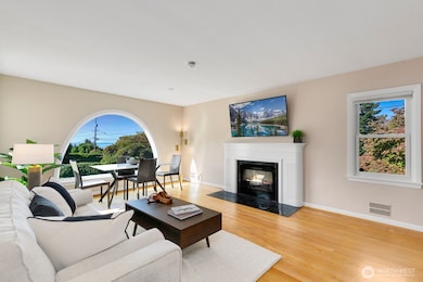 2802 29th Ave W, Seattle, WA 98199 - photo 4