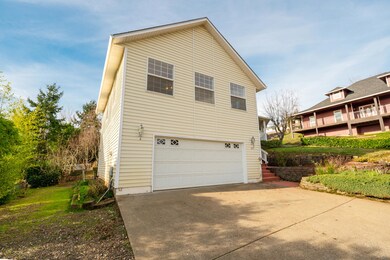 5417-E-Ridge-St-S-4