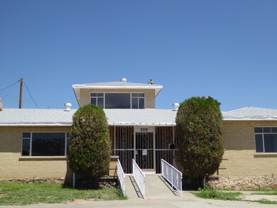2519 Frankfort Ave, El Paso, TX 79930 - photo 4