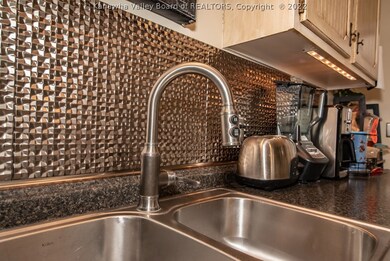 466 17th St, Dunbar, WV 25064 - photo 7