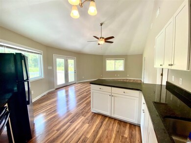 512 A and B Tree Top Ln unit A/ B, Myrtle Beach, SC 29588 - photo 5