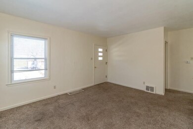 3014 Seneca Ave, Des Moines, IA 50310 - photo 5