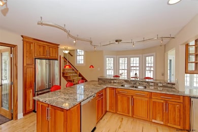 18 Deer Run, Gansevoort, NY 12831 - photo 2