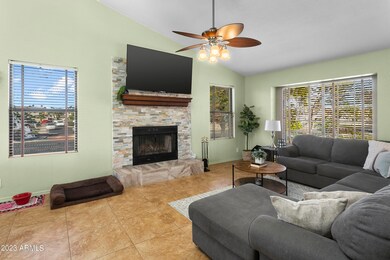 1255WSeaShellDr-003